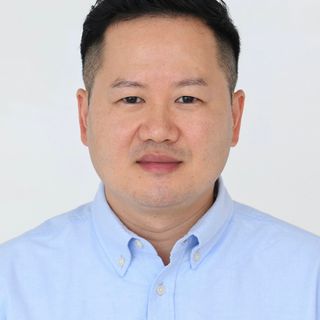Dr. Michael Chu - Dentist
